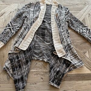 Women's Black and White Cardigan Sweater